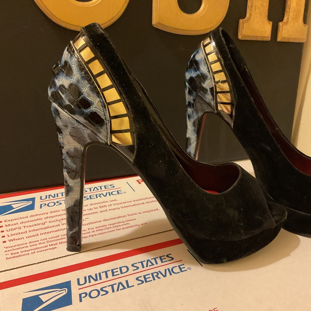 Black Velvet Peep-Toe High Heels with Gold Accent - Picture 2 of 7